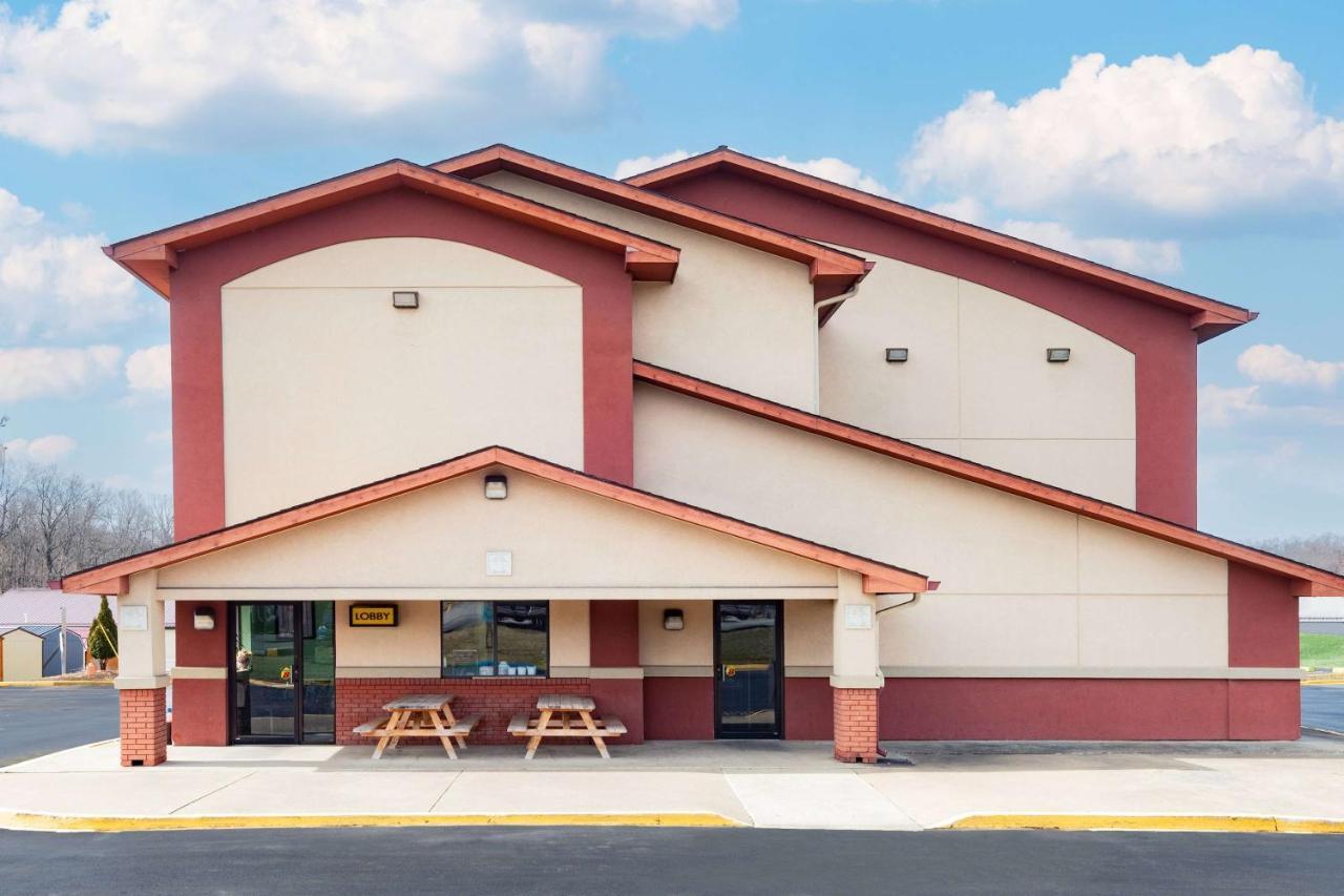 Super 8 By Wyndham Waynesburg Hotel Luaran gambar