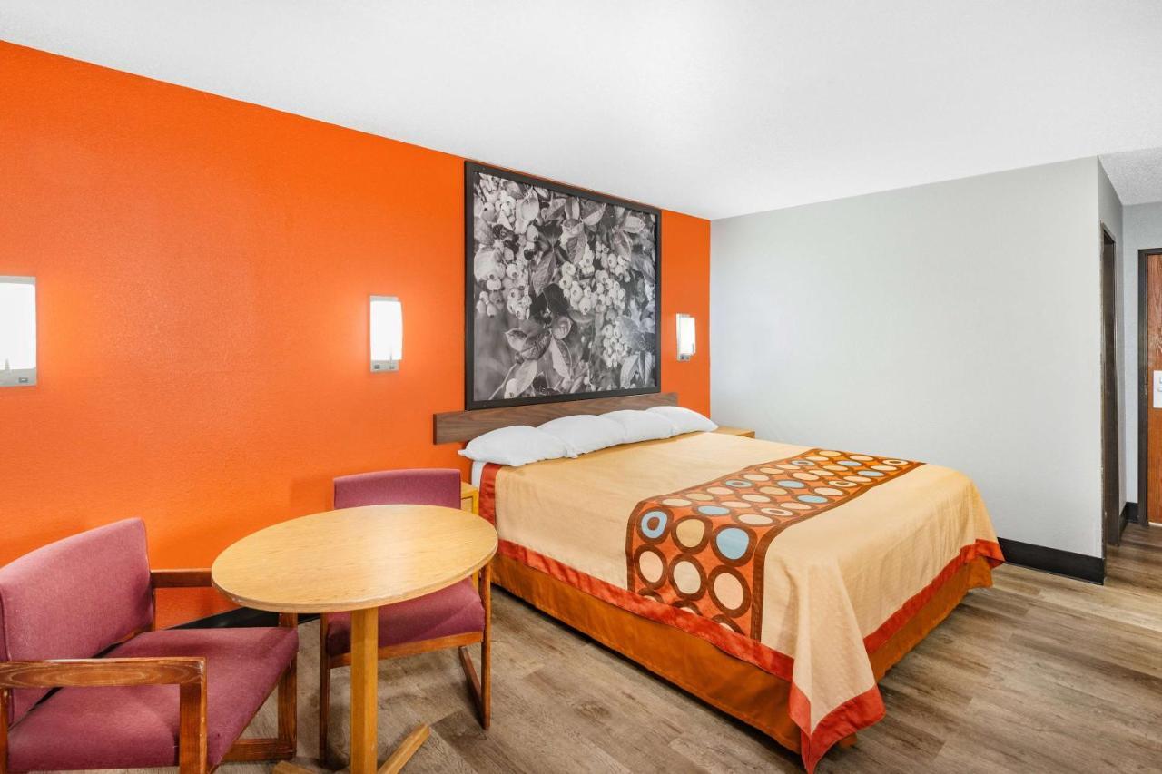 Super 8 By Wyndham Waynesburg Hotel Luaran gambar