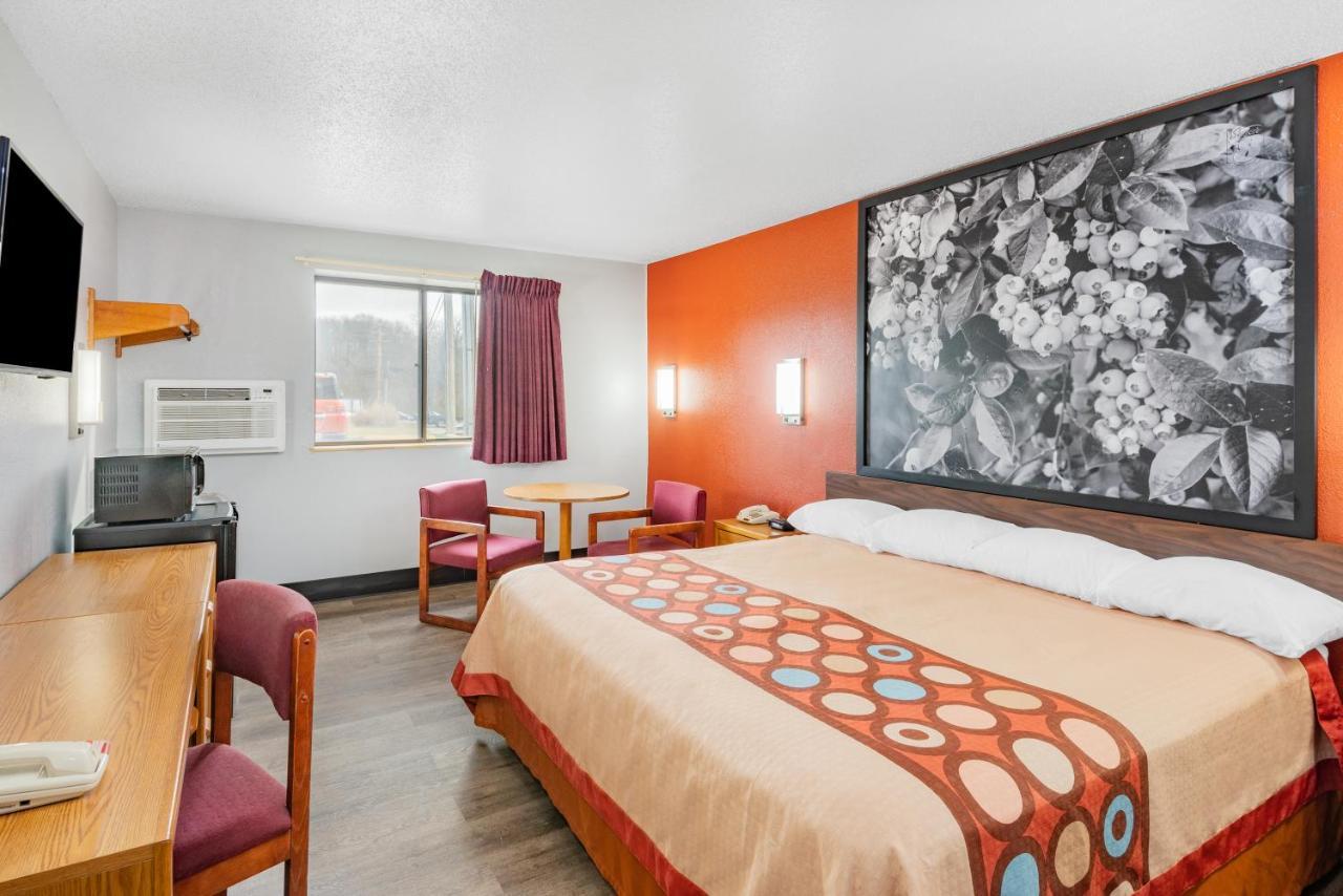 Super 8 By Wyndham Waynesburg Hotel Luaran gambar