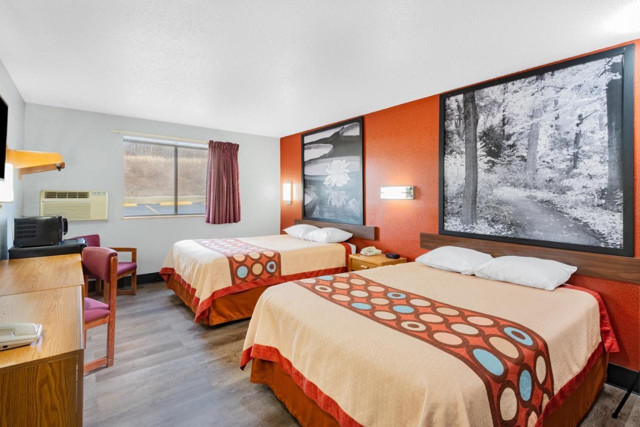 Super 8 By Wyndham Waynesburg Hotel Luaran gambar