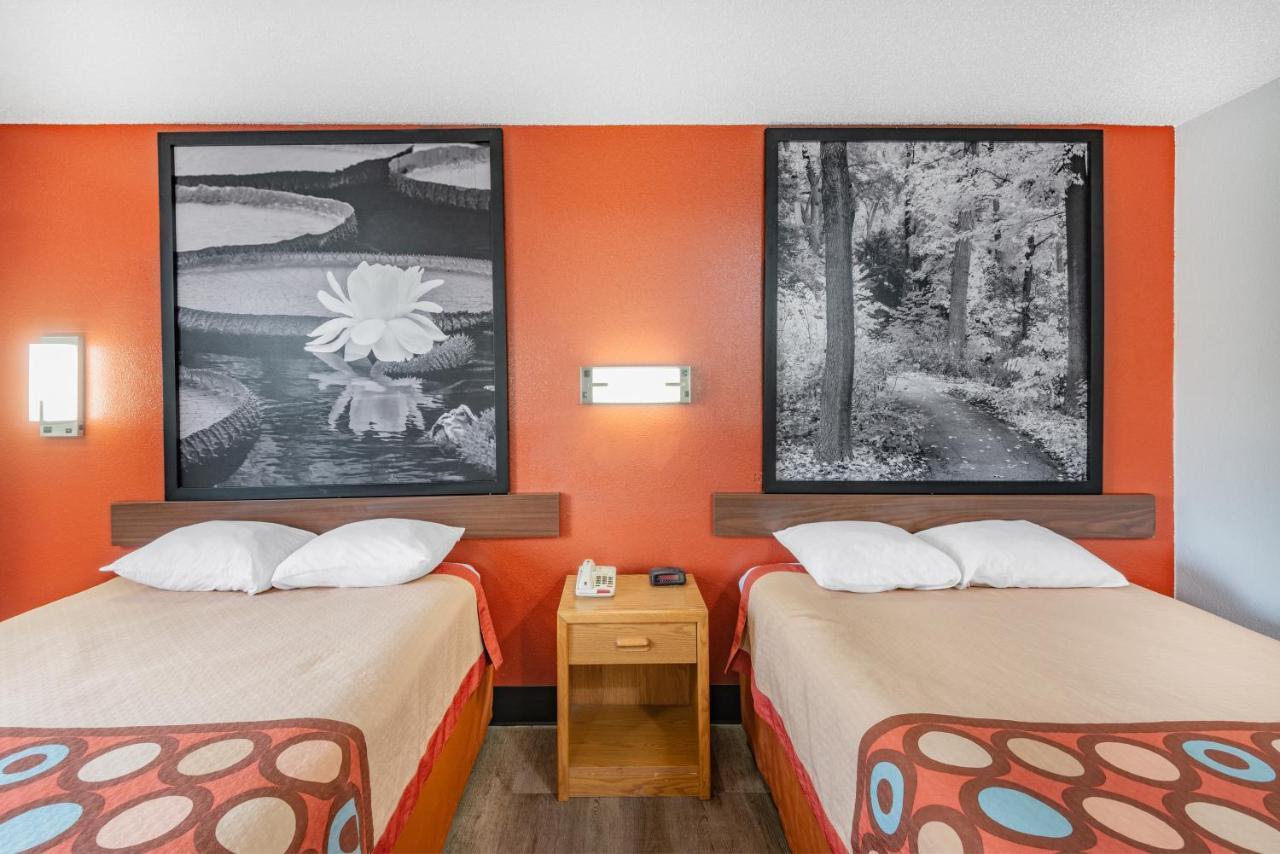 Super 8 By Wyndham Waynesburg Hotel Luaran gambar